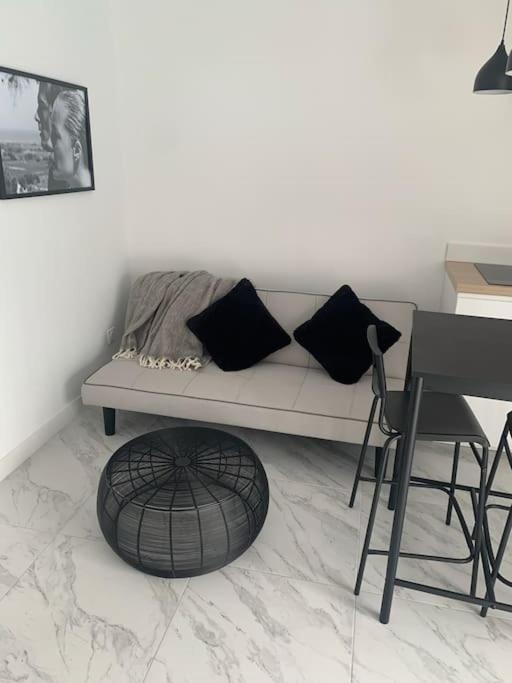 La Chambre De Flore Арас Екстериор снимка